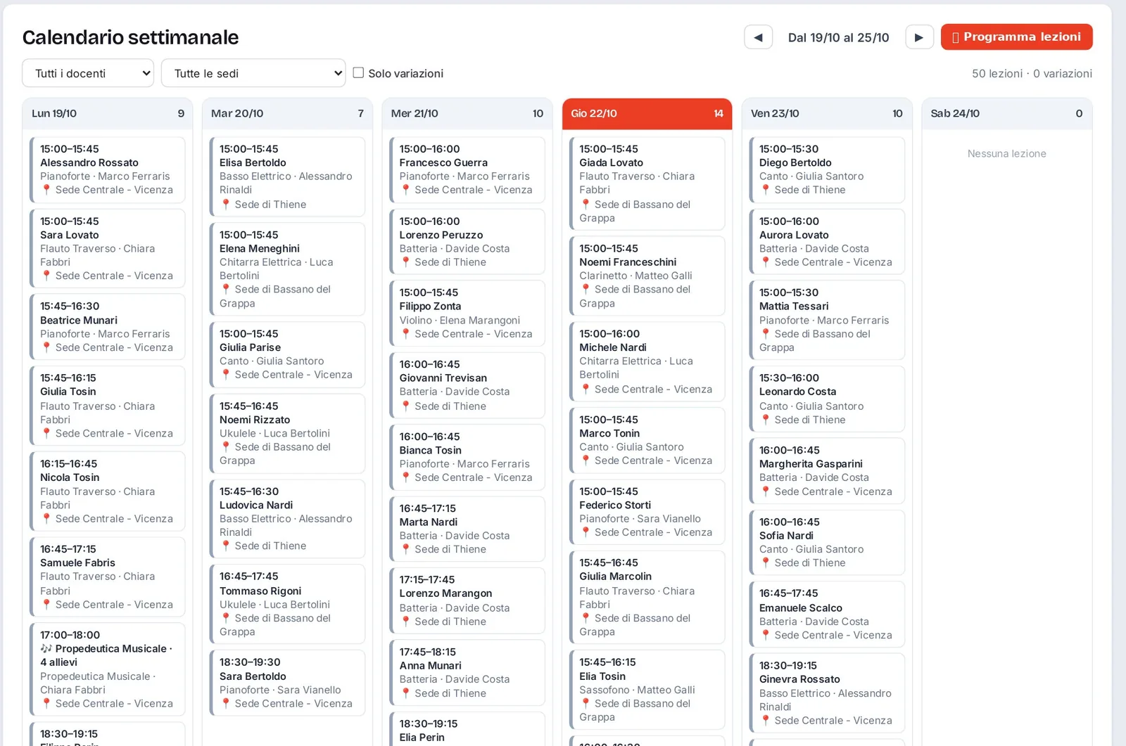 Calendario settimanale della segreteria con tutte le lezioni da lunedì a sabato: allievo, materia, docente e sede